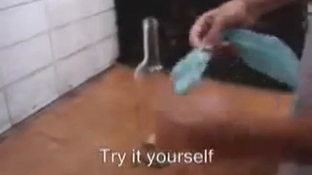 Как достать пробку из бутылки не разбив при этом саму бутылку смотреть онлайн