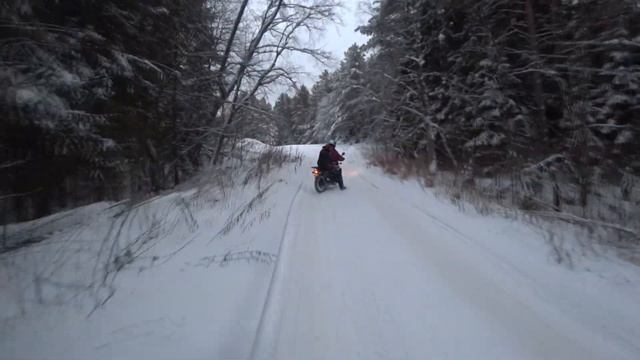 Альфа по снегу.На летней резине смотреть онлайн