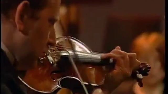 Paganini, Concerto per Violino e Orchestra n.1, Shlomo Mintz.