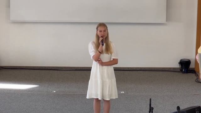 Саша Белое Платье Клип фото 13