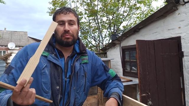 Как я делаю рамки для пчел. Пришли летки для ульев и внутриульевые кормушки для пчел