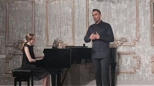 Tutto è deserto... Il balen del suo sorriso