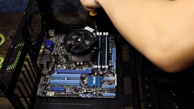 СБОРКА ИГРОВОГО ПК ЗА 10000РУБ смотреть онлайн