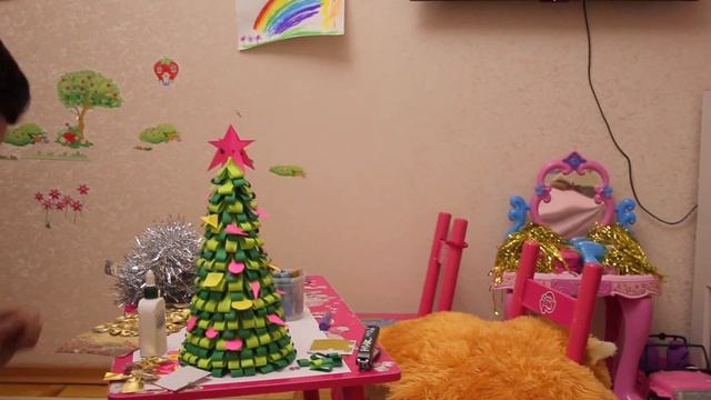 Новогодняя поделка в сад, елочка из бумаги смотреть онлайн