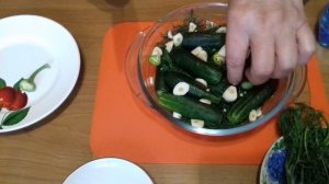 Вкуснейшие Малосольные огурцы на минералке//Очень вкусные, хрустящие//от #Сельскиезарисовки