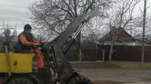 Самодельный погрузчик. Первый выезд.