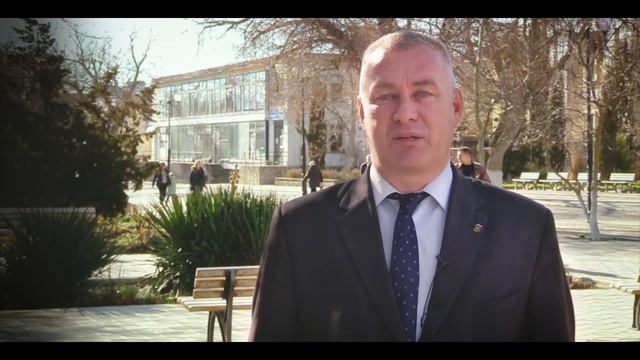 Обращение главы администрации Черноморского района с Днем Воссоединения Крыма с Россией смотреть онлайн