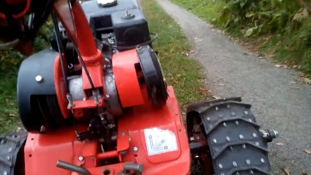 Просто покатушки на гусеничном мотоболоке. смотреть онлайн