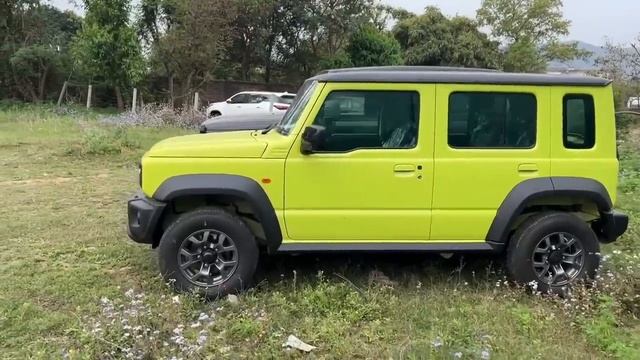 Suzuki Jimny vs Mahindra Thar | Detailed comparison with offroad test смотреть онлайн