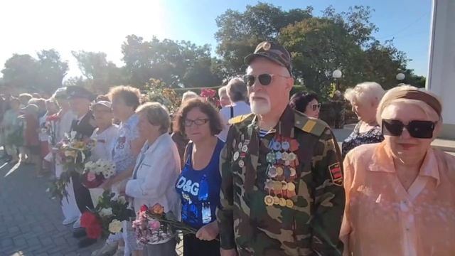 Сегодня в Приднестровье день республики,он отмечается с 2,3,4 сентября,эти дни у нас выходные.