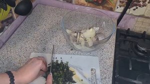 Вкусная Закуска Маринованный Минтай с Луком в Винном уксусе