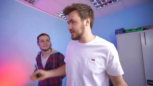 ЖЁСТКОЕ НАКАЗАНИЕ ДЛЯ Ромарио из команды ДЮШЕС / ЭКСТРЕМАЛЬНЫЕ ПРЯТКИ В КОРОБКАХ ЧЕЛЛЕНДЖ