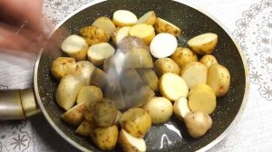 Молодая картошка в кожуре с чесноком и укропом. Готовим без заморочек.
