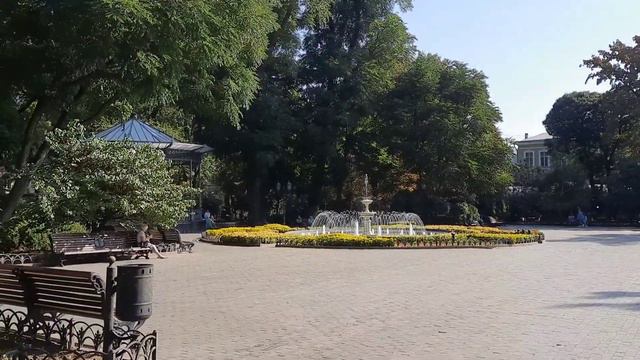 Одесса 5 минут назад. ЧТО ПРОИСХОДИТ НА ДЕРИБАСОВСКОЙ! ЭТО НУЖНО ВИДЕТЬ! смотреть онлайн