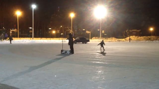 ВАЗ КЛАССИКА на службе города, почистить снег или бульдозер своими руками - ВАЗ 2107 или ВАЗ 2105? смотреть онлайн