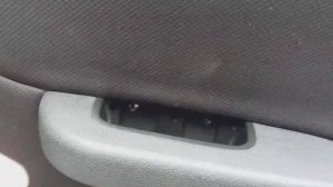 Снимаем карту задней двери мерседес а 160