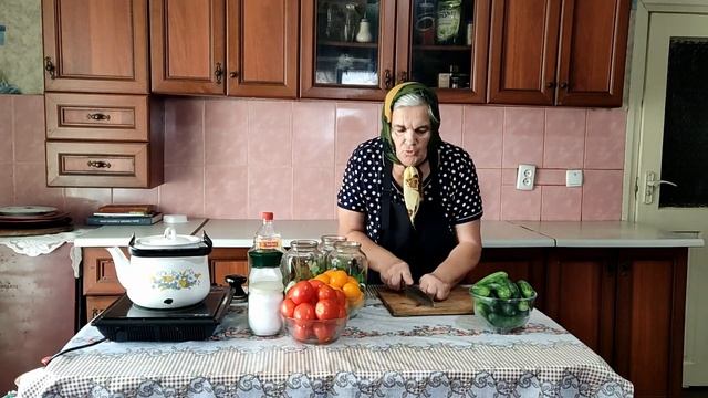 Помидоры и огурцы в маринаде без стерилизации. Заготовка на зиму смотреть онлайн