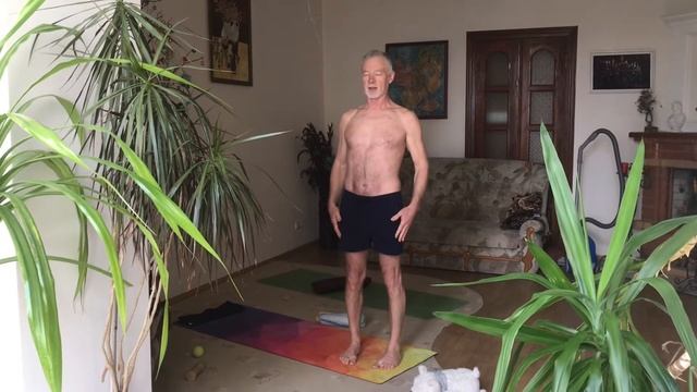 ТАДАСАНА ПОЗА ГОРЫ