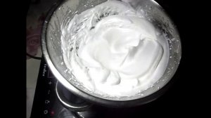 Это невероятно!//Стабильный крем для украшения тортов.// Вкуснейший белковый крем на водяной бане.