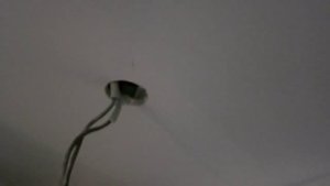 Советы электрика: отверстия под точечные светильники