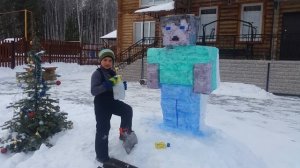 Майнкрафт  в реальной жизни. Стив из снега. Делаем снеговика.