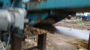 Мощный станок по производству щепы из горбыля.