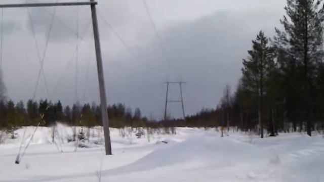 Ukkohalla moottorikelkkailu смотреть онлайн