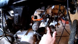 Мопед Альфа Сабур Заводится и газ без предела...