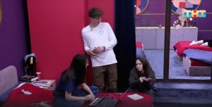 Мария Гордеева показала новую песню