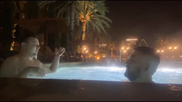 моемся ночью в джакузи ! Поддержи ЗАПИСЬ СТРИМОВ ДОНАТОМ ССЫЛКА В ОПИСАНИИ: смотреть онлайн