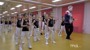 Учимся запоминать хореографию J TOWN. Современные танцы для детей 6-8 лет.
