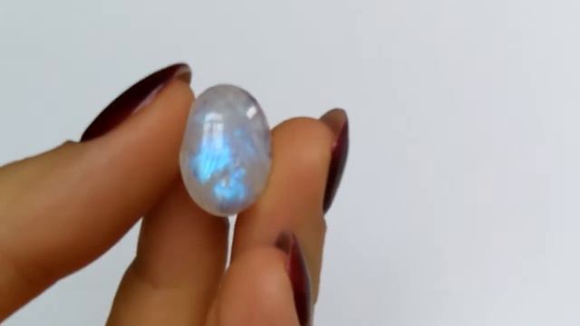 Лунный камень кабошон