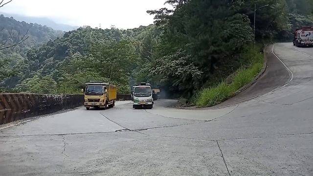 BEGINILAH PERJUANGAN TRUCK TRAILER VOLVO FL 10 SAAT DOUBLE GARDAN TIDAK BERFUNGSI смотреть онлайн