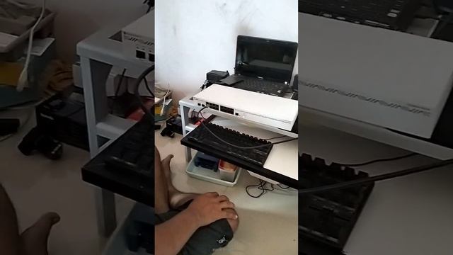 Unboxing - Mikrotik CCR2004-16G-25S+ Cloud Core Router