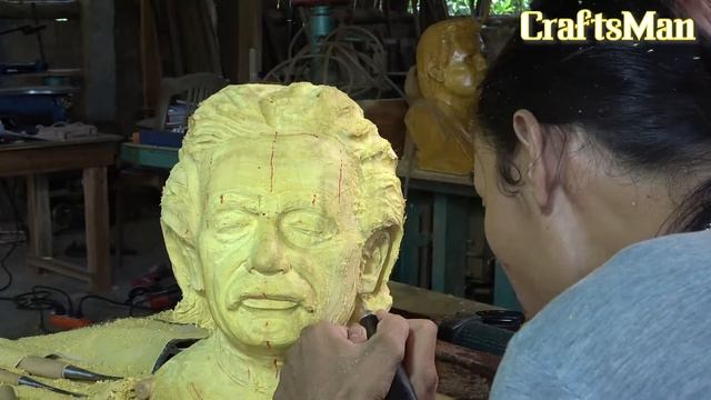 Деревянные поделки - скульптура Albert Einstein Деревянная Версия смотреть онлайн