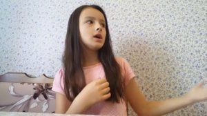 Кого лучше завести, волнистого попугая, или джунгарского хомяка.