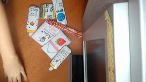 Распаковка бокса с бумажной косметикой