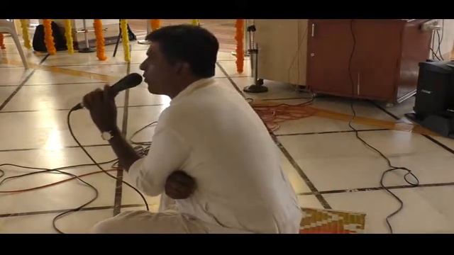 Glorification of HH Bhanu Swami Maharaj-Vyasa puja смотреть онлайн