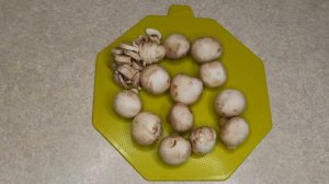 САЛАТ с ФАСОЛЬЮ и ШАМПИНЬОНАМИ! ПОСТНЫЙ САЛАТ! С ПОСТНЫМ МАЙОНЕЗОМ!