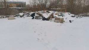 кинг-конг петарда .. решил тоже развлечься и утилизировать старую мебель