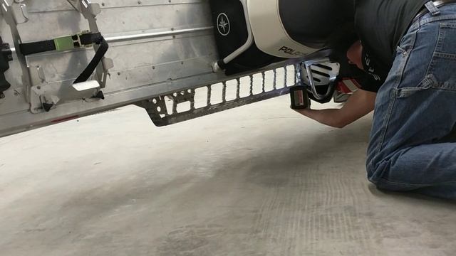 Snowmobile stand that you can remove a snowmobile skid frame in 45 seconds! смотреть онлайн