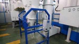 Камера порошковой окраски Q-MAX в работе