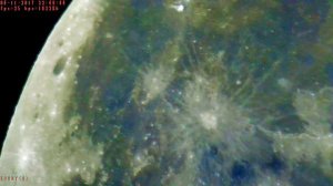 Цветная Луна в телескоп! Супер красиво!