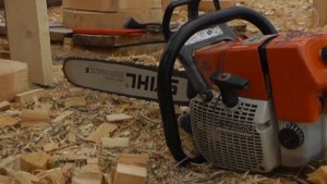 Правильное и неправильное поднутрение в бревенчатом доме