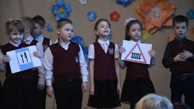 Ученики гимназии путешествовали по городу Светогорску.mp4 смотреть онлайн