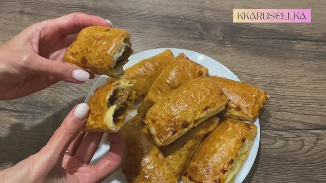Слойки с капустой, приготовим за минуты
