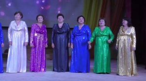 Ансамбль клуба "Жить здорово". Песня "Женщины все королевы"