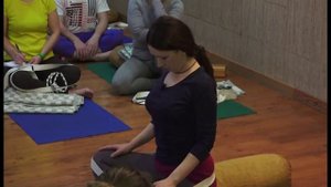 Джаландхара-бандха (подбородочный замок). Часть 1.