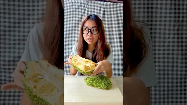 Cempedak - Lesser known cousin of the durian | Fruit facts #shorts