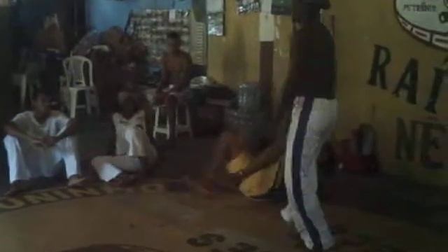 capoeira raizes em chegado do mestre petrónio смотреть онлайн